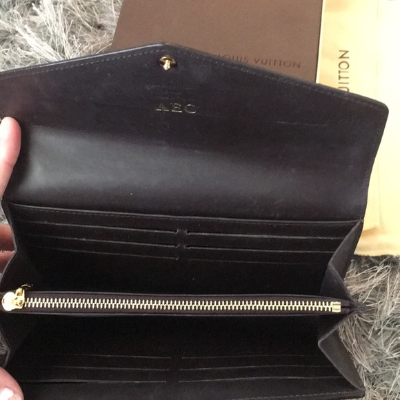 Louis Vuitton Sarah Patent Leather Wallet - Picture 4 of 7